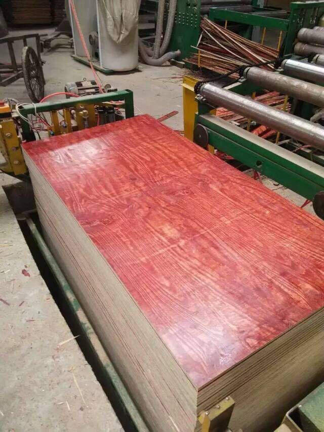 建筑模板