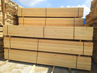 江苏郑先生采购 40 方 10*10 建筑木方